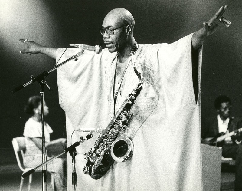 Makossa, rumba, etc… Manu Dibango ouvre le festival Au Fil des Voix