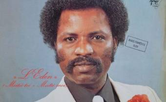 Émile Omar invite la légende de la rumba congolaise Théo Blaise Kounkou au 104