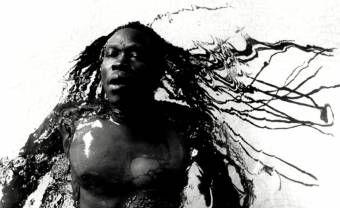 Le chanteur Geoffrey Oryema nous a quittés