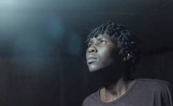 Dans la peau d’un réfugié avec l’African Melancholia de Léonie Pernet