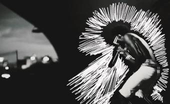 Throes + The Shine retranscrit l’énergie de son kuduro-rock dans le clip ‘Balança’