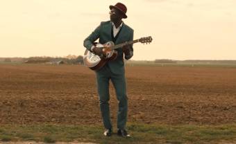Delgres lance le clip de ‘Vivre Sur La Route’ avec Jean-Louis Aubert
