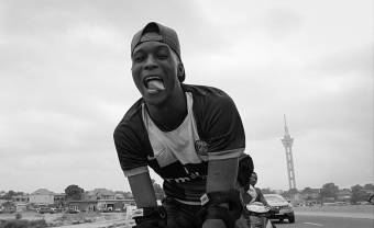 Tshegue trace sa route avec ‘The Wheel’ et s’offre un remix de DJ Marfox