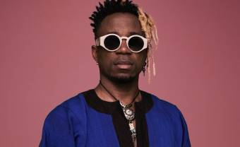 Blick Bassy sings on an unreleased Roseaux song for Colors