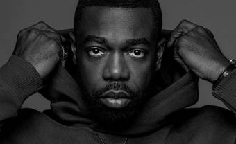 James BKS recrute Q-Tip, Little Simz et Idris Elba pour son fracassant ‘New Breed’