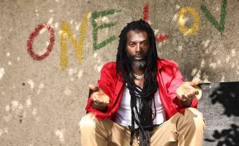 Buju Banton is suspicious of smartphones on new dancehall single ‘Trust’