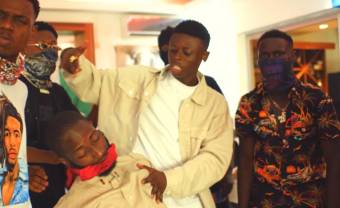 MC One veut la peau du &lsquo;Shérif&rsquo; dans son nouveau clip