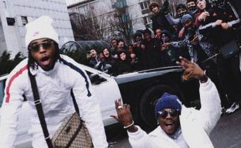 Chily fait les 400 coups avec Koba LaD dans le clip de ‘Tout est calé’