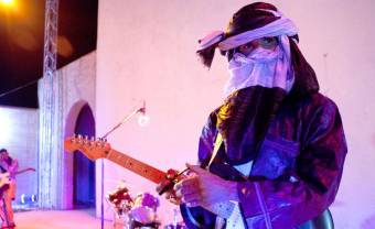 Mdou Moctar sort Ibitlan, deux titres pour sa bien-aimée