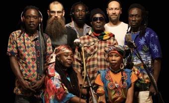 Chouk Bwa & The Ångströmers dévoile l’hypnotisant clip de ‘Move Tan’