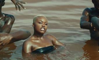Le cri de ralliement de Pongo dans son nouveau clip &lsquo;Uwa&rsquo;