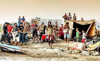Democratoz chante l’Algérie, et pas la vie en rose