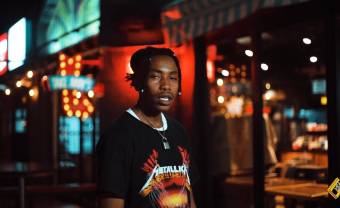 Le Sud-Africain popsnotthefather sort le clip de « KARMAKOLLEKT »