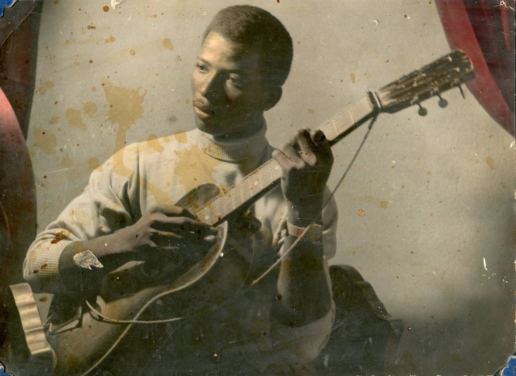 Habibi Funk réédite Sharhabil Ahmed, héros du swinging Khartoum