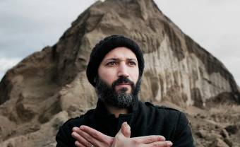 Jawhar, et le chemin singulier vers l’universel
