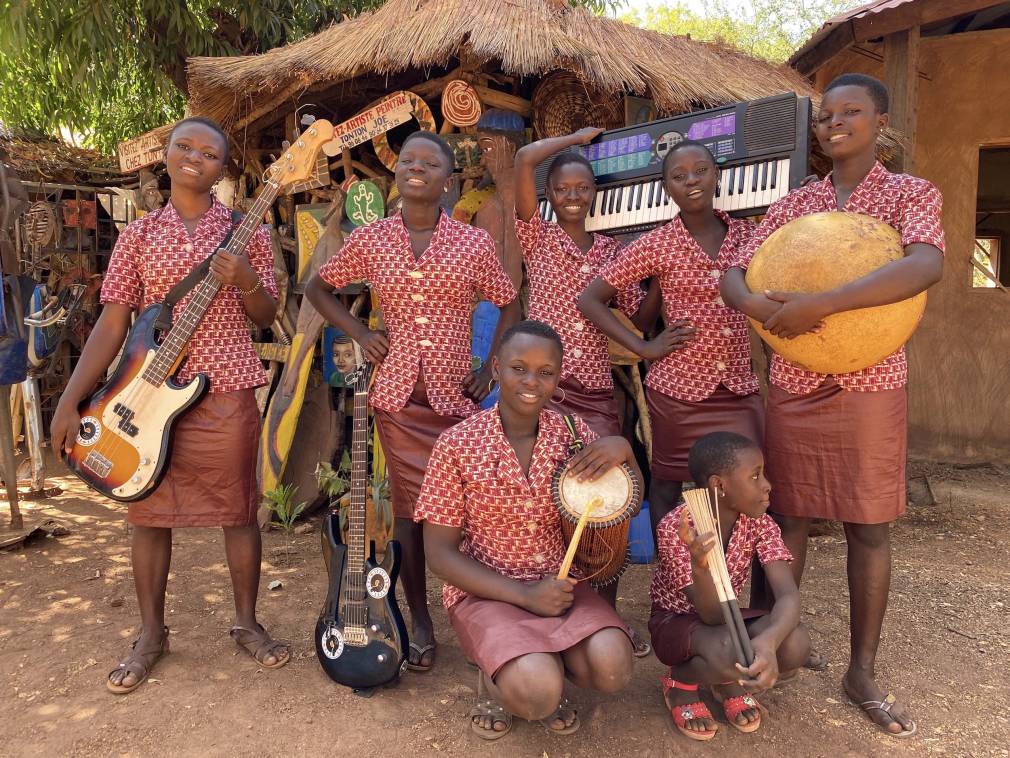 Au nord du Bénin, le Star Feminine Band fait école