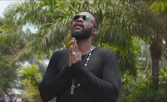 Fally Ipupa revient à ses premières amours et rend hommage à Franco et Madilu