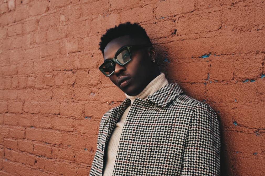 Reekado Banks gives fans what they’re waiting for