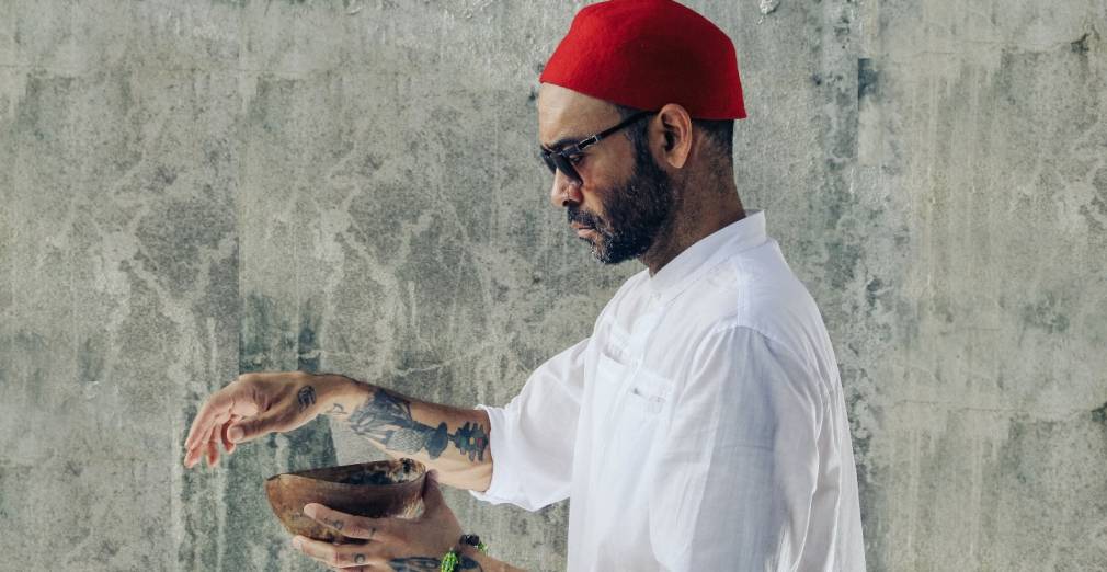 ÌFÉ pays tribute to the dead on new EP