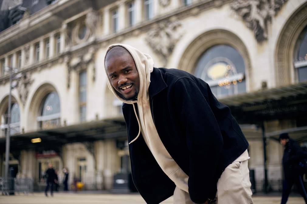 L’énigmatique Gracy Hopkins inverse le temps avec son premier album