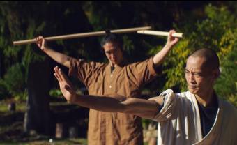 Le Motel convoque MC Magugu au temple Shaolin