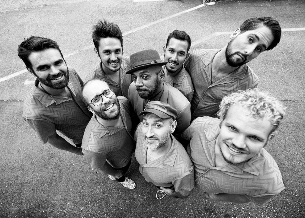 Pat Kalla & Le Super Mojo rendent aux danseurs leur vitalité perdue
