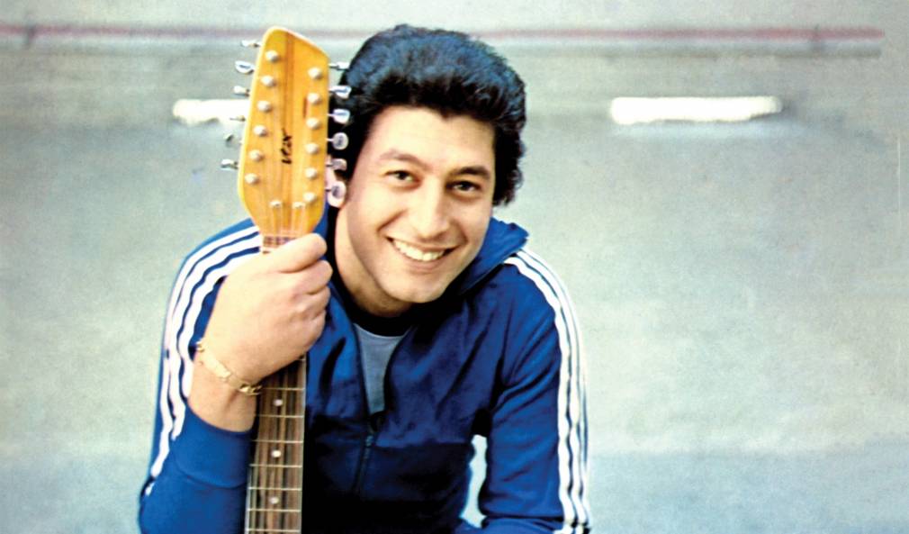 Frotte le vinyle et fais sortir le génie : With Love d’Omar Khorshid est de sortie