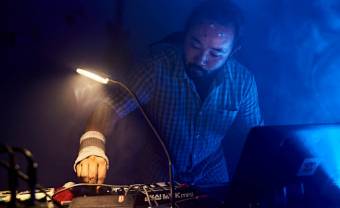 Le DJ japonais Scotch Egg devient Scotch Rolex chez Hakuna Kulala