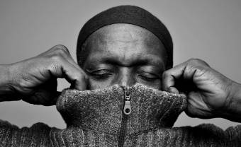 « Cosmosis », l’hommage poétique de Ben Okri & Skepta à Tony Allen