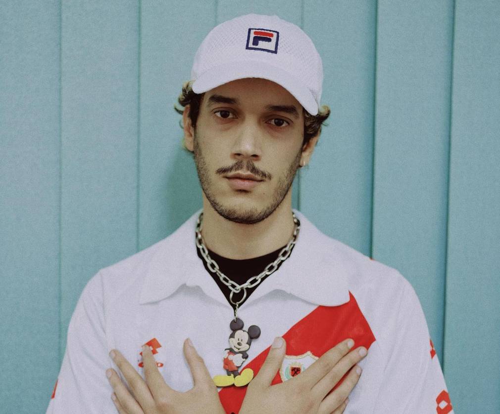 ISSAM releases “Hendrix,” an ode to Moroccan nightlife