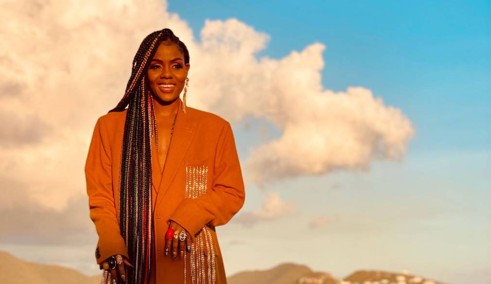 Meet Navy, a young artist thinking big