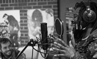 Onipa and Franz Von reunited on the magnetic “Chicken No Dey Fly”