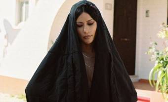 Ana Moura charts new ground on “Andorinhas”