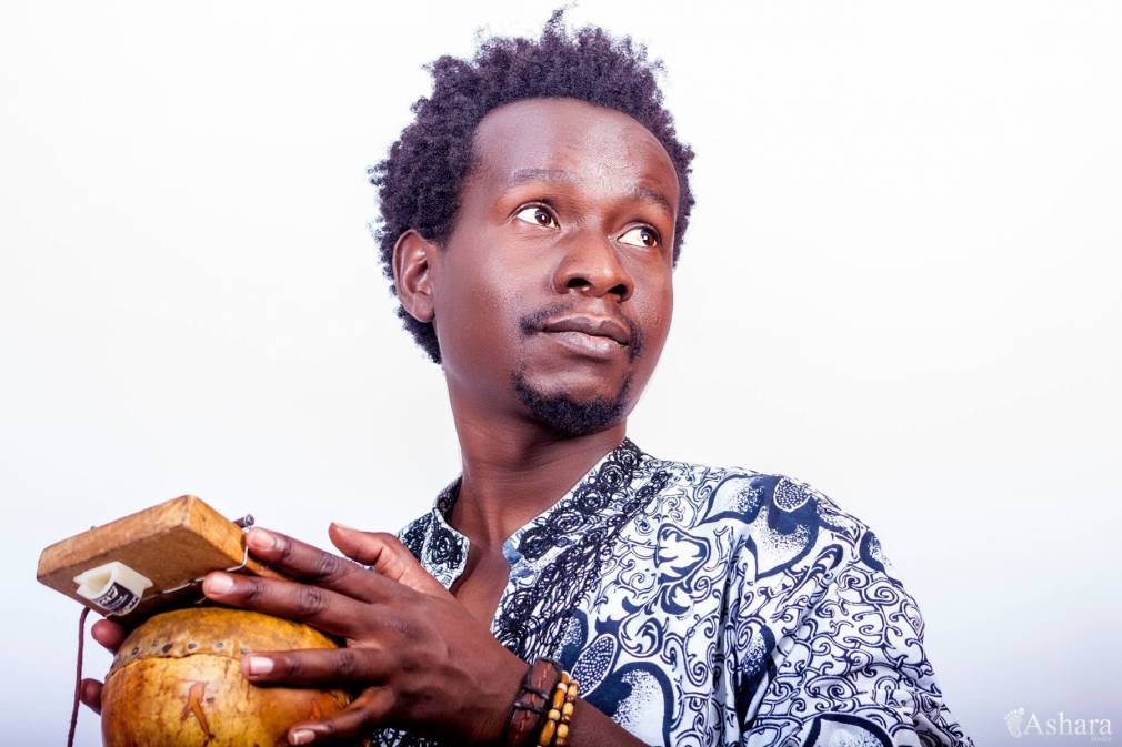 Mawimbi dévoile « Kugombe » en collaboration avec le musicien zambien Mufrika