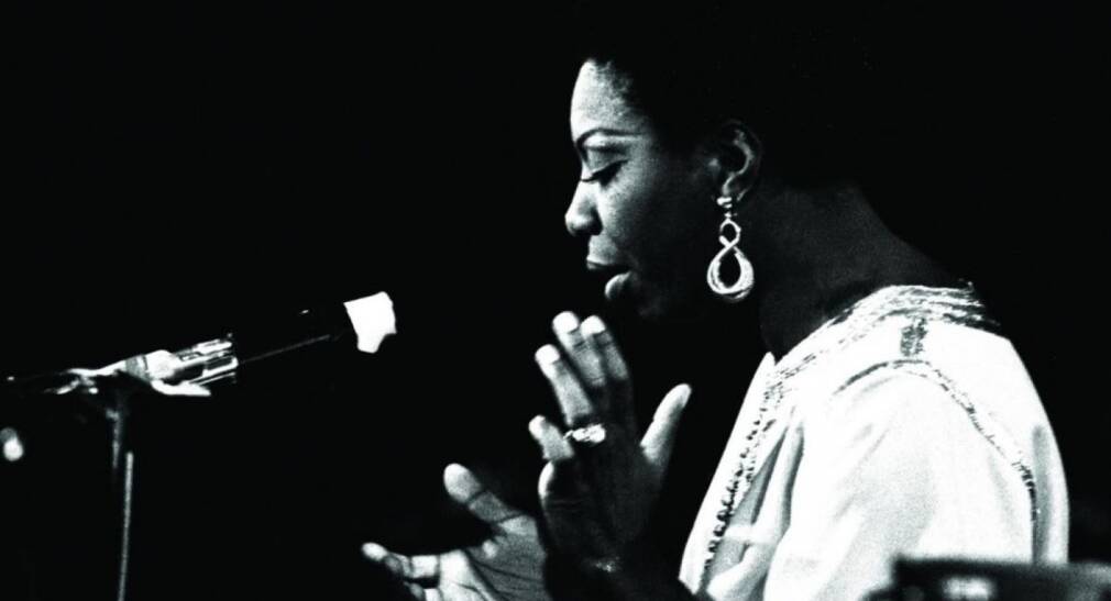 Magie, hospitalité, et noblesse : les années Montreux de la reine Nina Simone