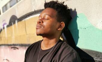 Bun Xapa salue la mémoire de ses ancêtres sur son premier album Amasukwini