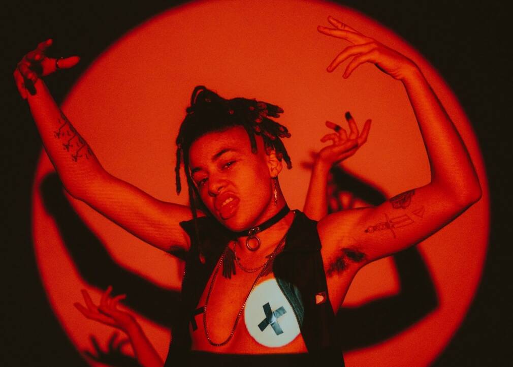 Grove fusionne dancehall, punk et dub sur son SPICE