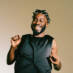 Un Kojey Radical radieux sur Reason to Smile