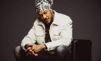 Yaniss Odua: “Dans le reggae, on parle de choses concrètes qui peuvent nous élever”