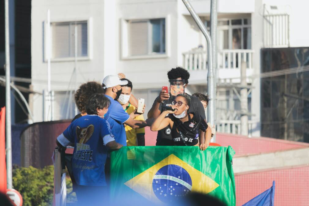 Au Brésil : échos des artistes engagés contre Bolsonaro