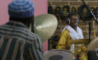 Mdou Moctar and black midi’s worlds collide in impromptu drumming session