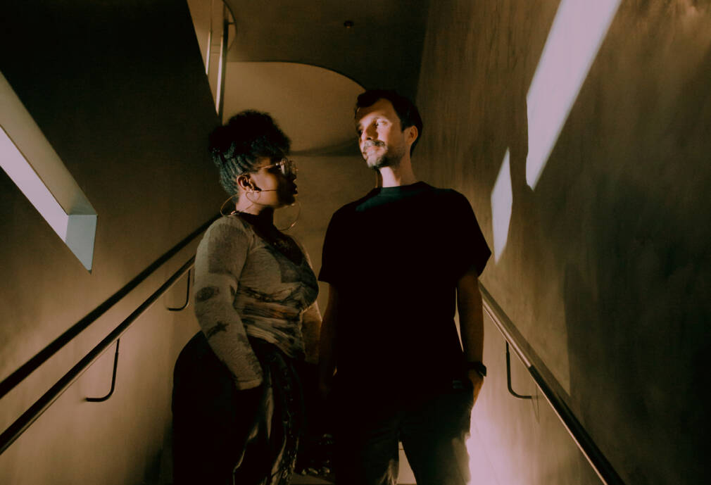 MC Yallah & Debmaster, goosebumps in the dark